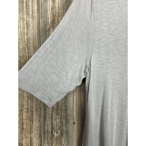LOGO Lori Goldstein Blouse MED‎ V-Neck Sharkbite Hem Grey Stretchy Casual Comfy - Picture 3 of 12